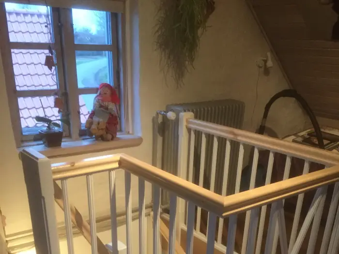 Trappe på mål med lys i vangerne — billede 8